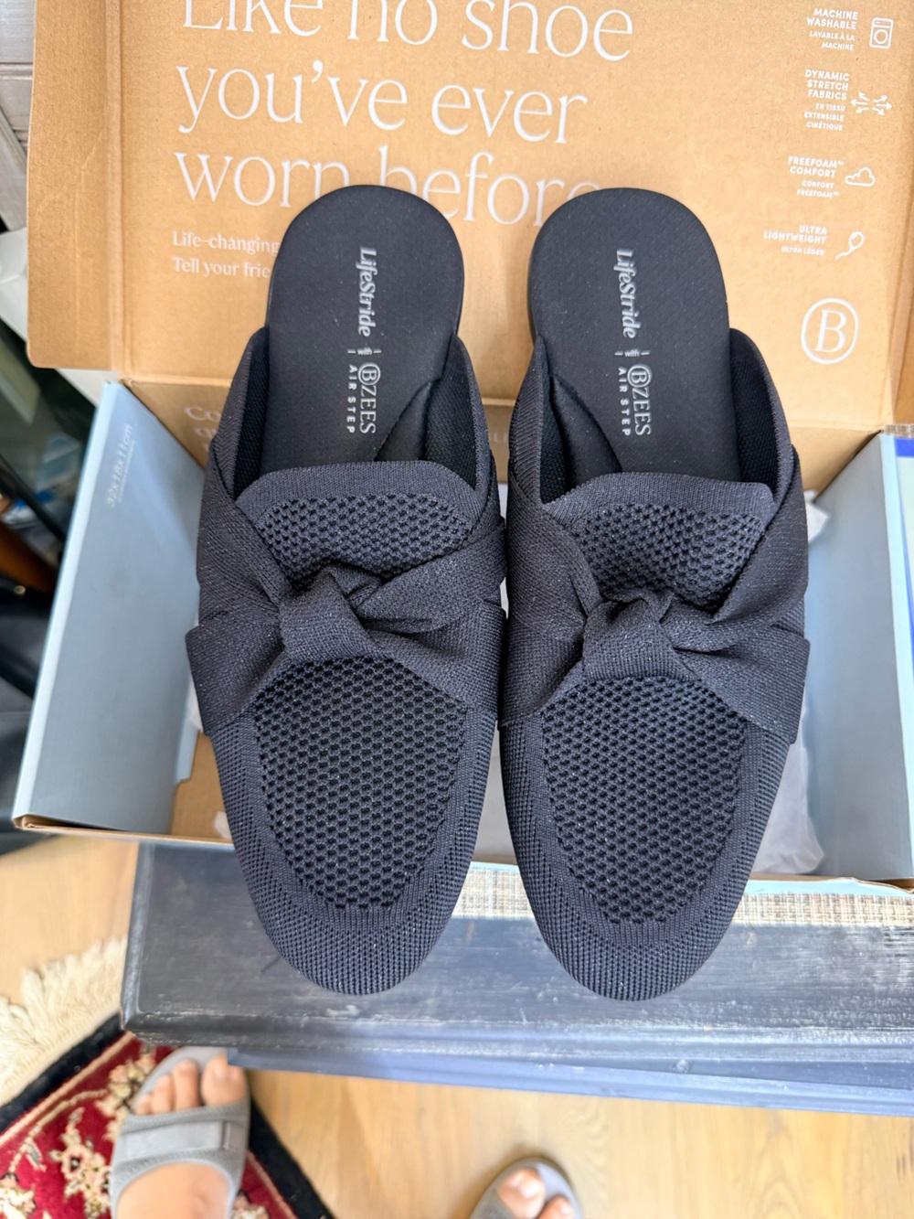 NIB LifeStride Black Kissed Mules Flat Women’s 11 M